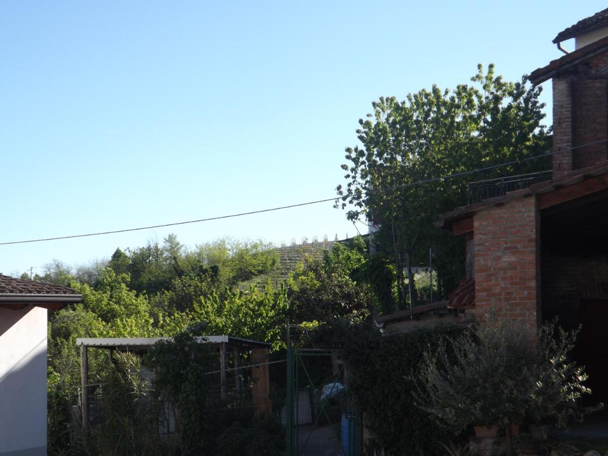 Domus Amica Bed & Breakfast Lu (Piedmont) ภายนอก รูปภาพ